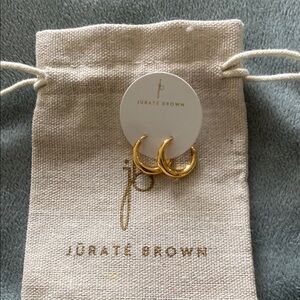Jurate brown hoops